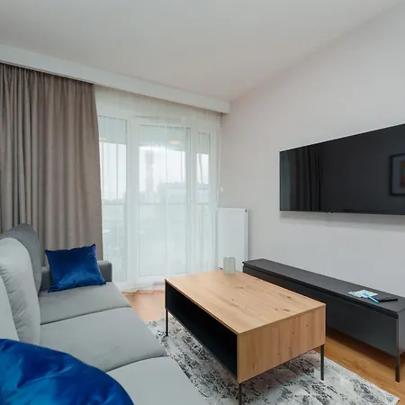 Apart111 Premium Basen W Cenie *