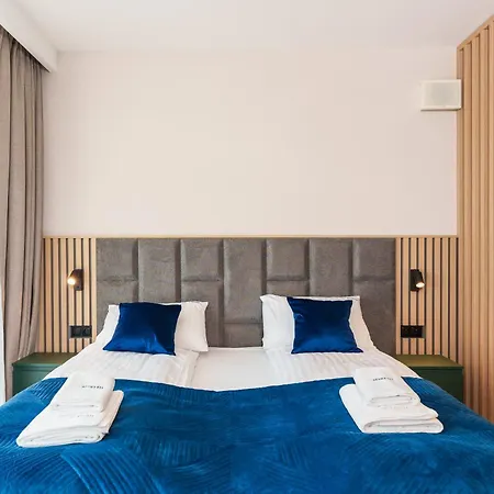 Apart111 Premium Basen W Cenie