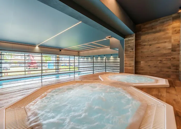 Apart111 Premium Basen W Cenie