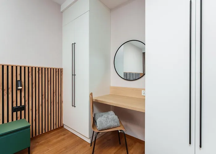 Apart111 Premium Basen W Cenie *